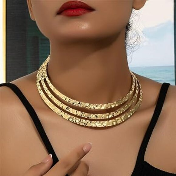 Gold Statement Necklace Chunky Wide Choker Really Nice - Picture 2 of 3